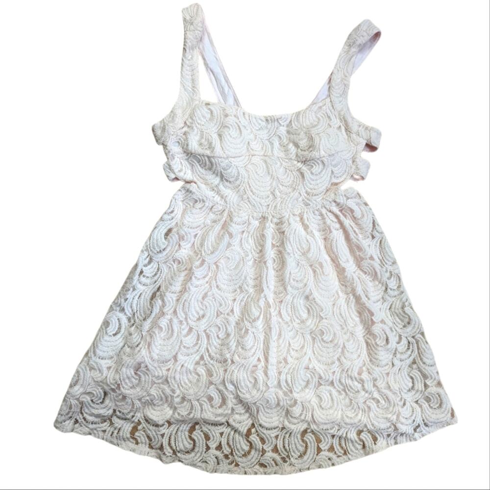 Free People Vintage Y2K Turn Back Time Light Pink Lace Open Back Mini Dress